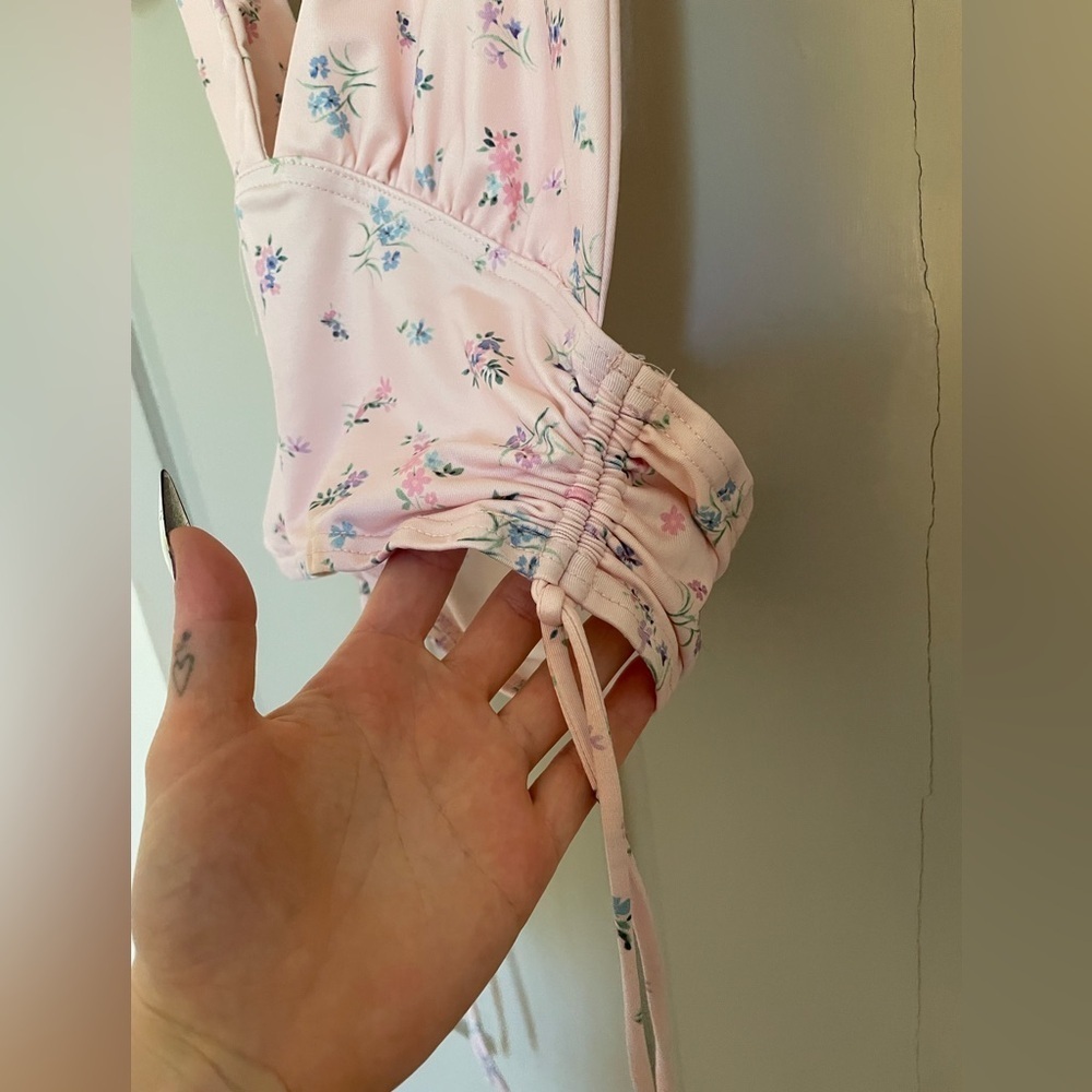 Princess Polly Pink Floral Cropped Halter Top Cute Coquette Girly Fun Going Out - Picture 6 of 11